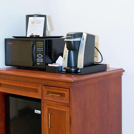 Hilton Garden Inn Charlotte North Εξωτερικό φωτογραφία