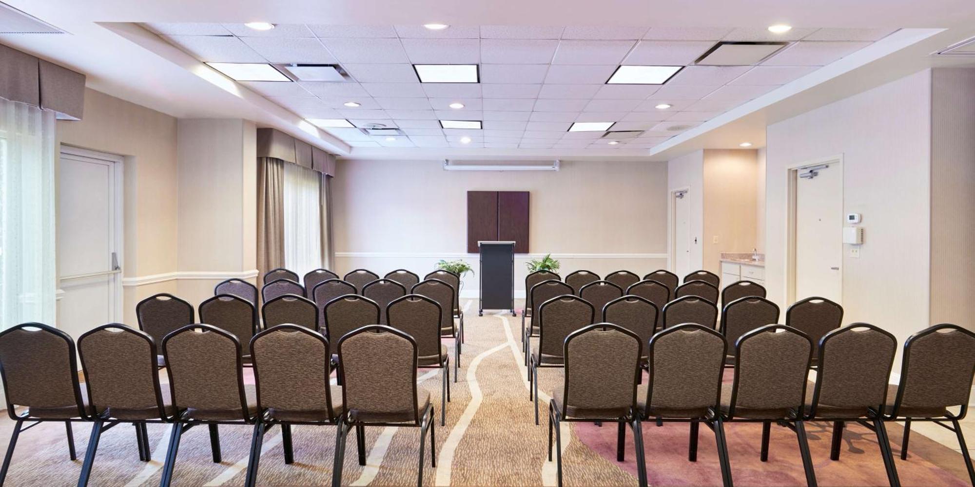 Hilton Garden Inn Charlotte North Εξωτερικό φωτογραφία