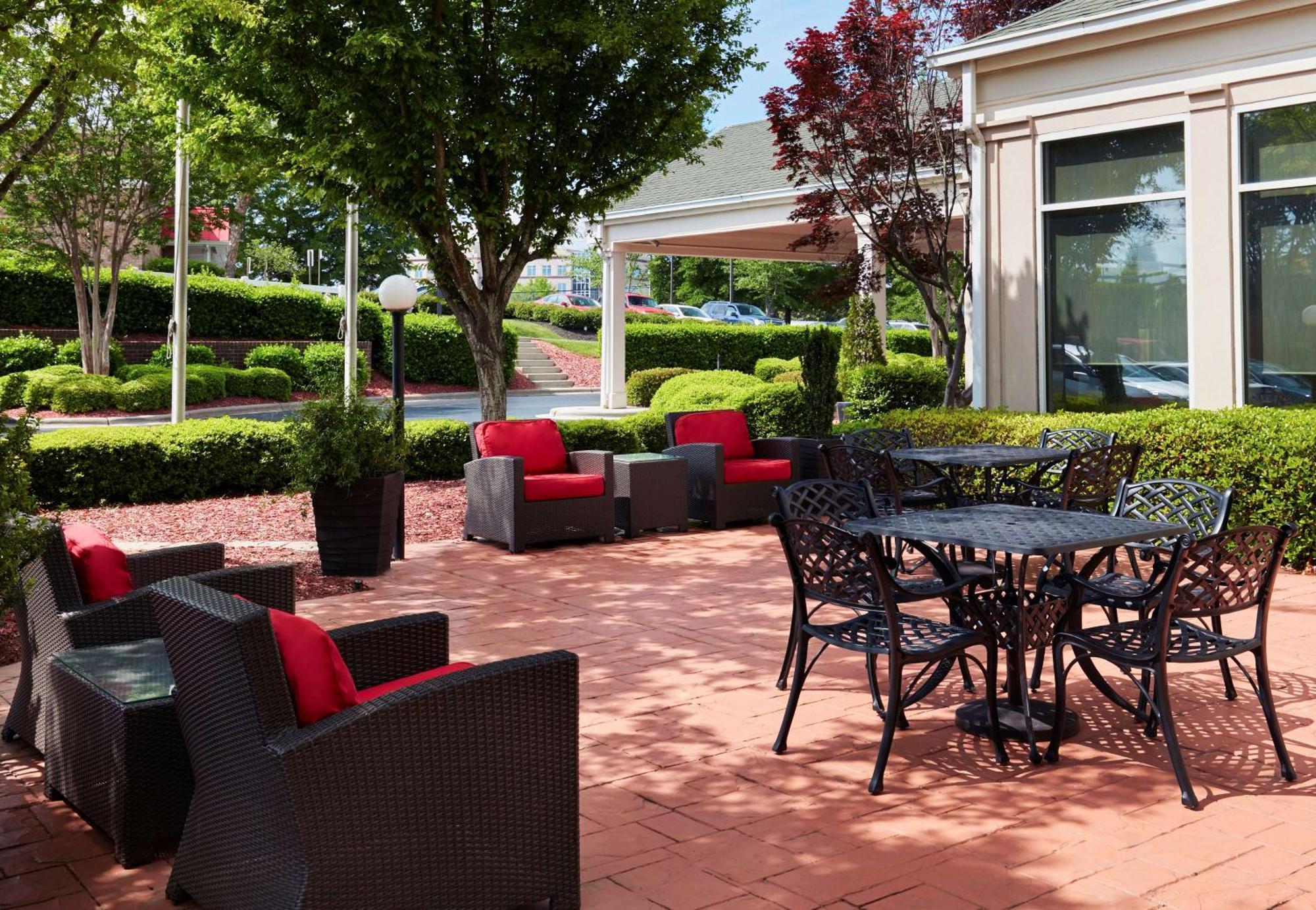 Hilton Garden Inn Charlotte North Εξωτερικό φωτογραφία